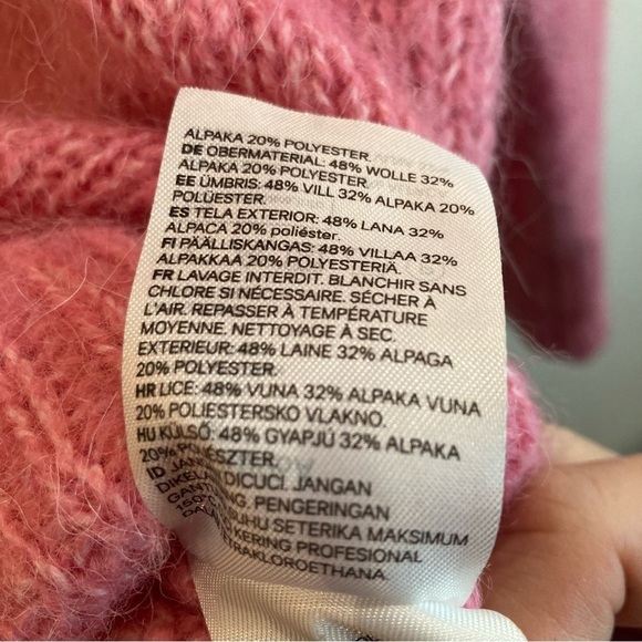H&M Sz M Oversized Alpaca &  Wool Soft Crew Neck Cozy Barbiecore Ballet Sweater - Picture 4 of 7